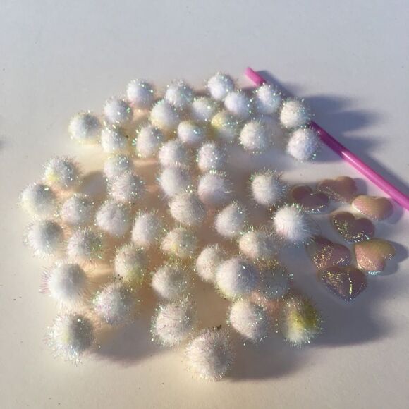 MINI POM Poms & Pink Puff Hearts Combo! - Picture 7 of 9